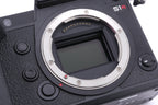 Panasonic Lumix DC-S1R