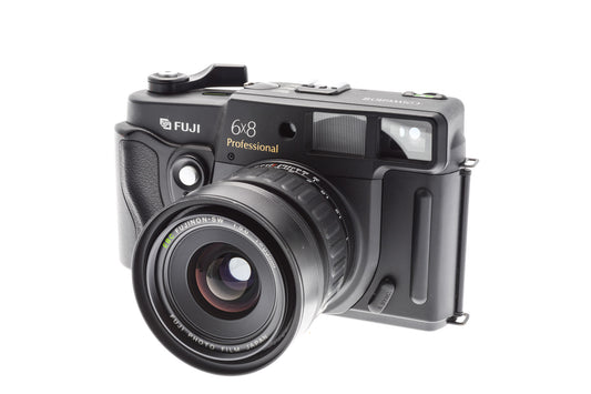 Fuji GSW680 III - Camera
