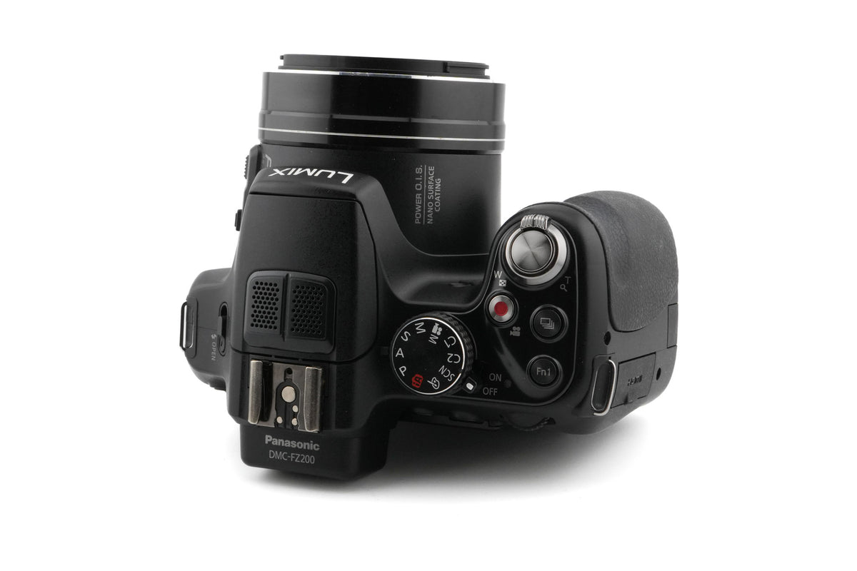 Panasonic Lumix DMC-FZ200