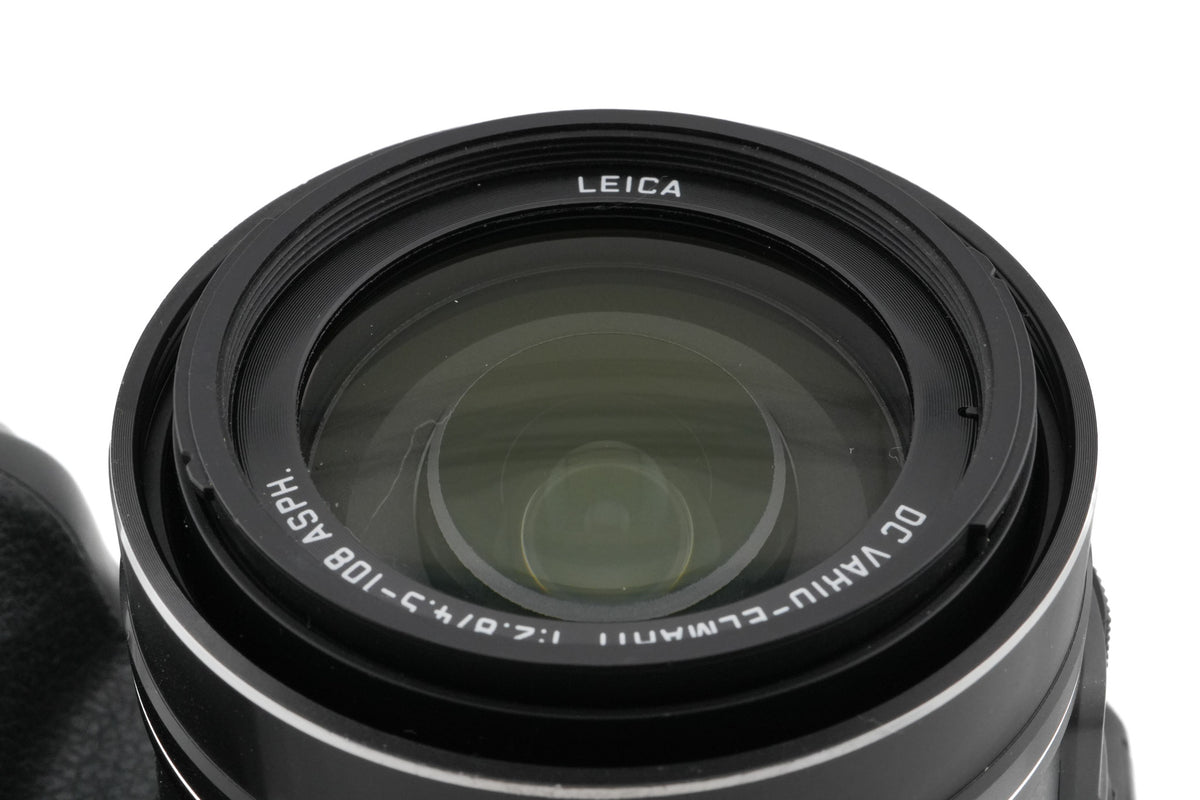 Panasonic Lumix DMC-FZ200