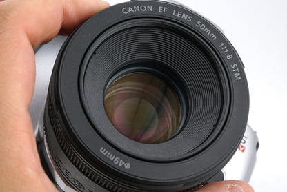Canon EOS 300V + 50mm f1.8 STM