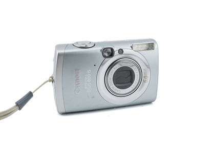 Canon IXUS 800 IS