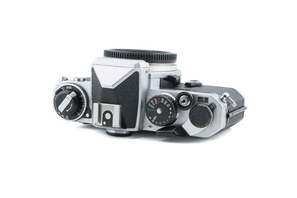 Nikon FE