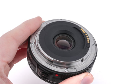 Canon 40mm f2.8 STM