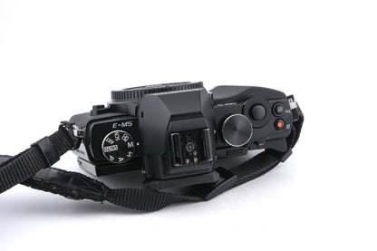 Olympus OM-D E-M5