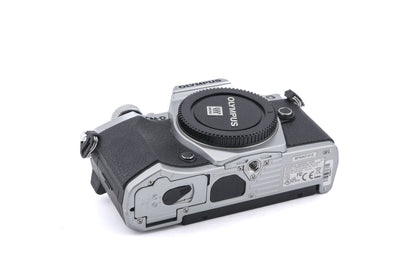 Olympus OM-D E-M5 Mark II