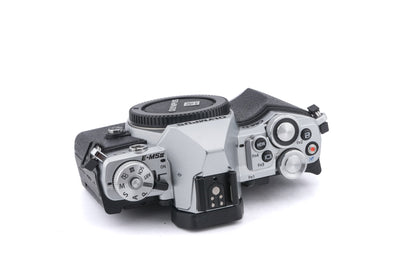 Olympus OM-D E-M5 Mark II