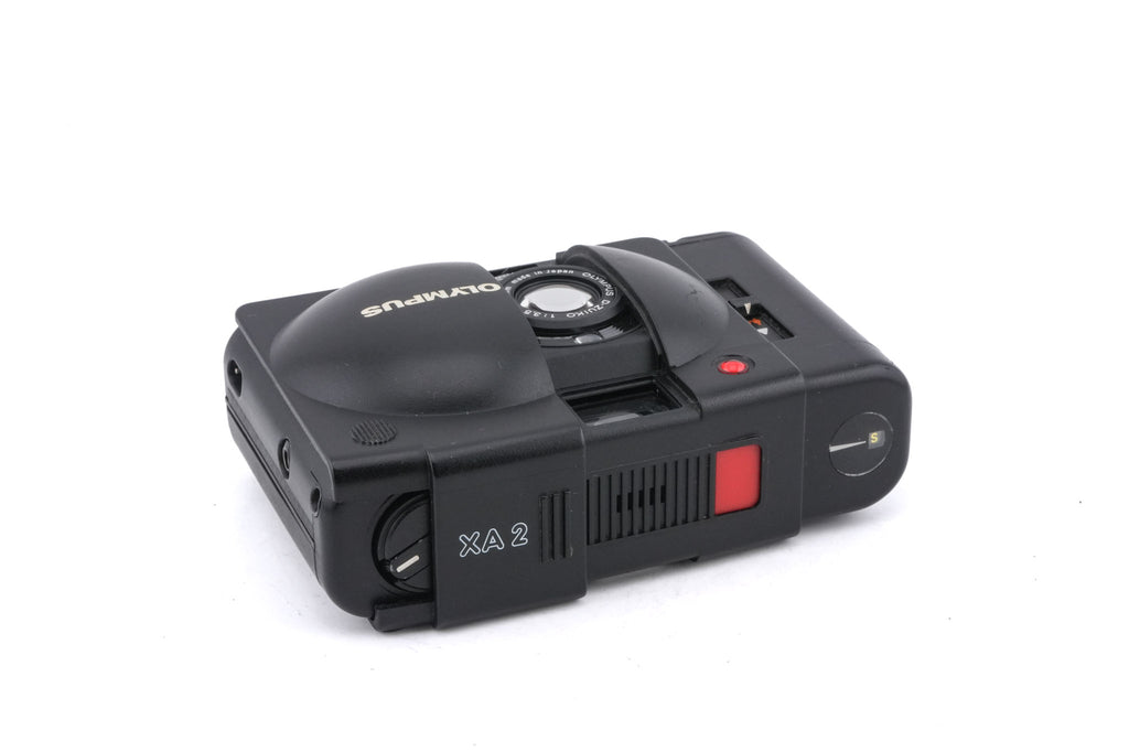 Olympus XA2 (Black)