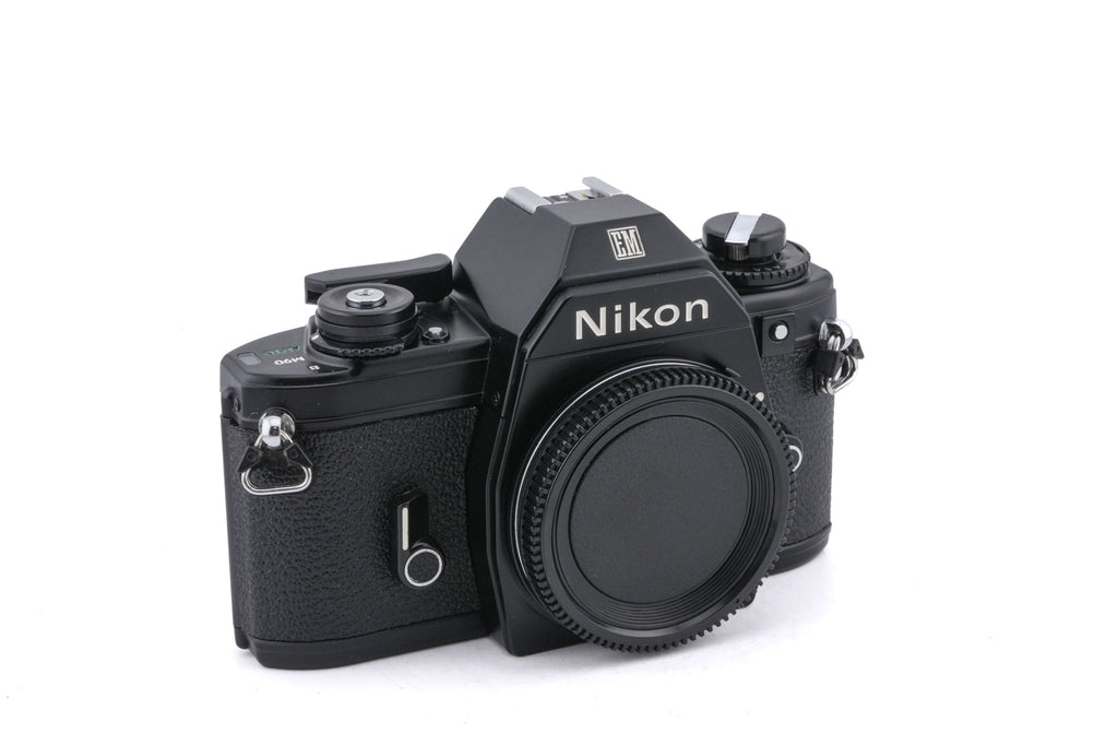 Nikon EM