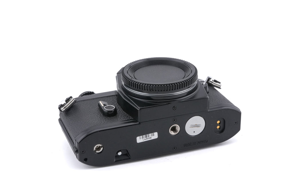 Nikon EM