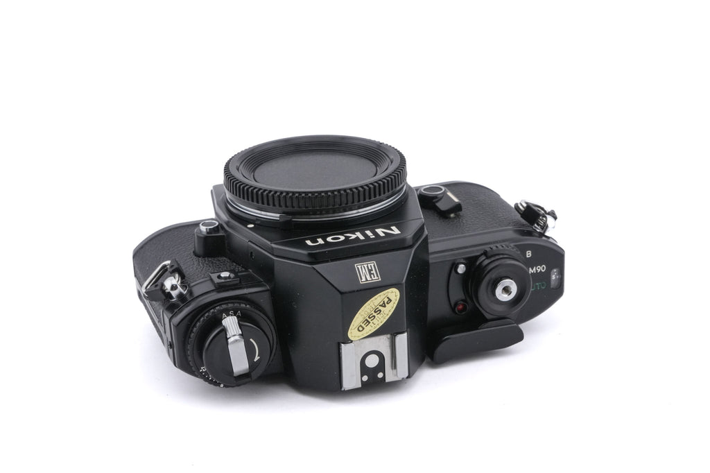 Nikon EM