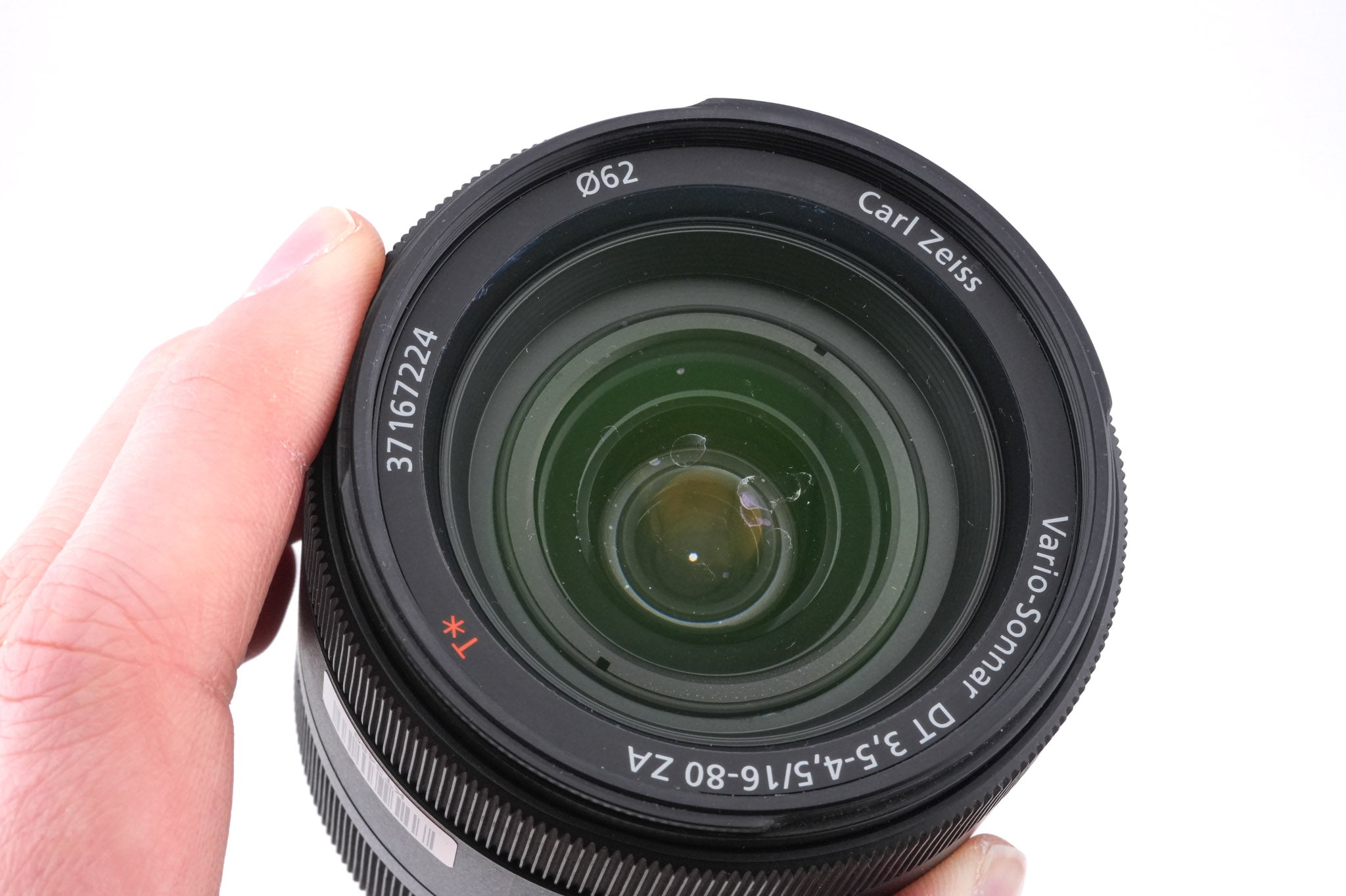 Sony 16-80mm f3.5-4.5 Vario-Sonnar T* DT ZA (SAL1680Z)