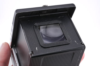 Hasselblad 500C/M (Black, 10170) + Acute Matte Focusing Screen (42165) + 80mm f2.8 Planar T* C (Black, 20028) + Waist Level Finder (Old / Black, 42277) + A12N Film Magazine