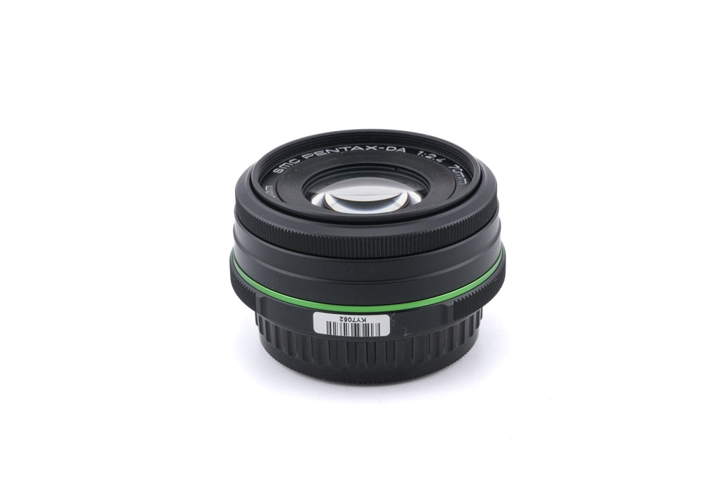 Pentax 70mm f2.4 SMC Pentax-DA Limited