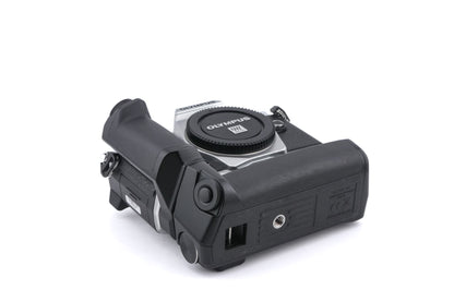 Olympus OM-D E-M5 Mark II + HLD-6P Power Battery Holder + HLD-8G Camera Grip