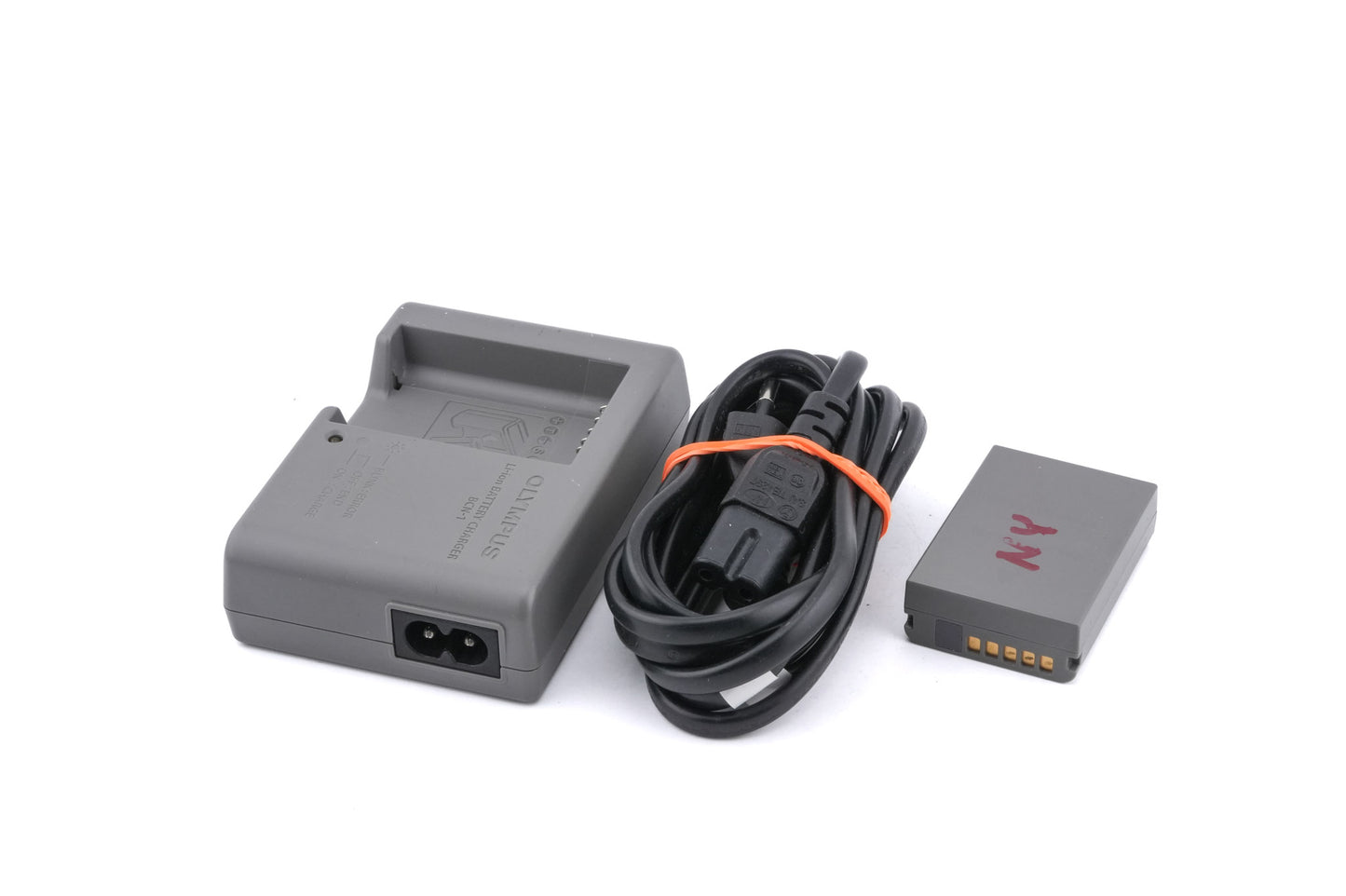 Olympus OM-D E-M5 Mark II + HLD-6P Power Battery Holder + HLD-8G Camera Grip