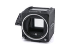 Hasselblad 501C (11045) + 80mm f2.8 Planar T* C (New) (20029) + A12N Film Magazine + Waist Level Finder (New / Black, 42323) + Acute Matte Focusing Screen (42165)