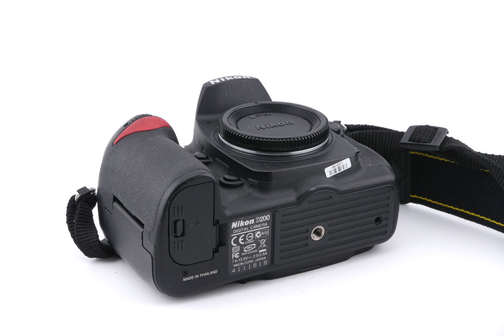 Nikon D200
