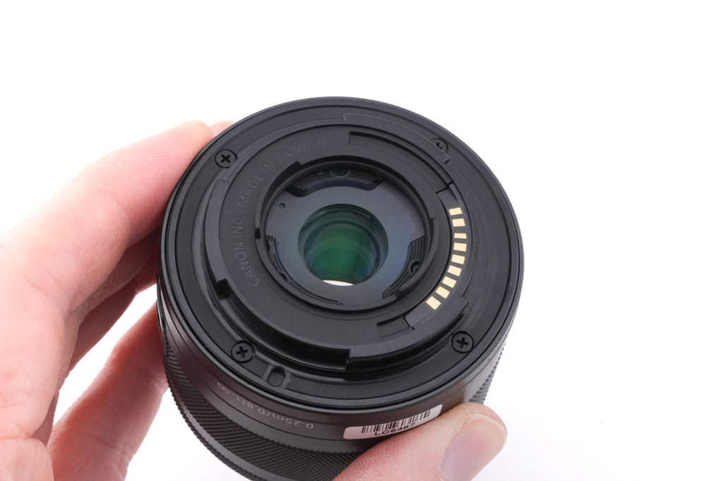 Canon 15-45mm f3.5-6.3 IS STM