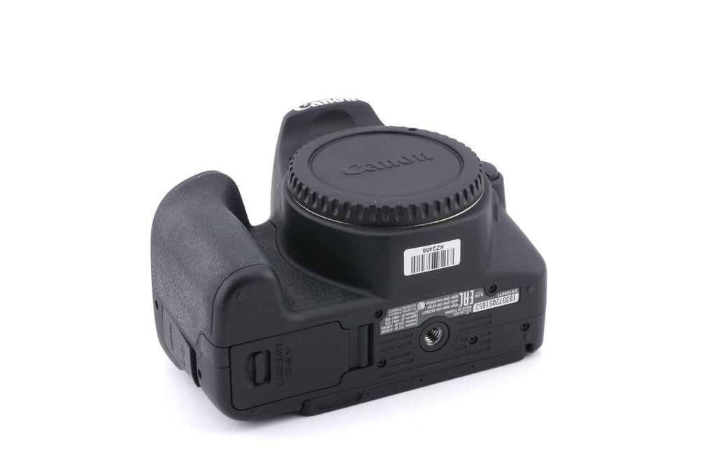 Canon EOS 200D