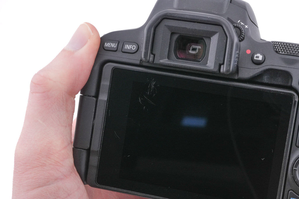 Canon EOS 200D