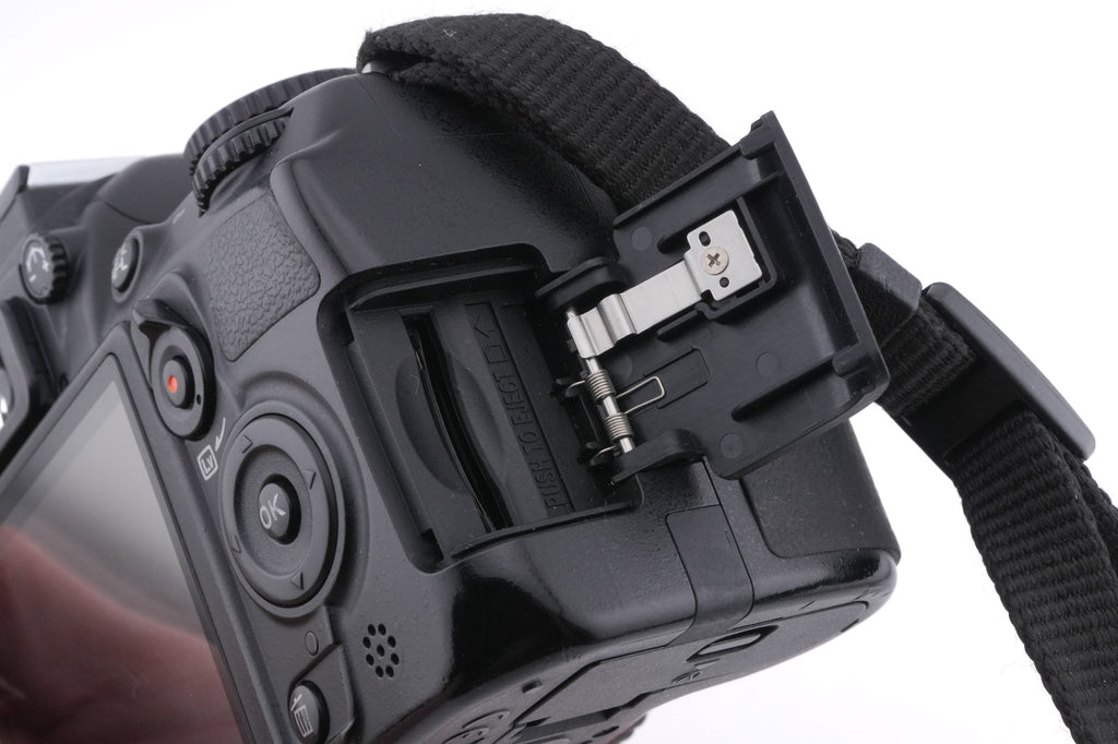Nikon D3100