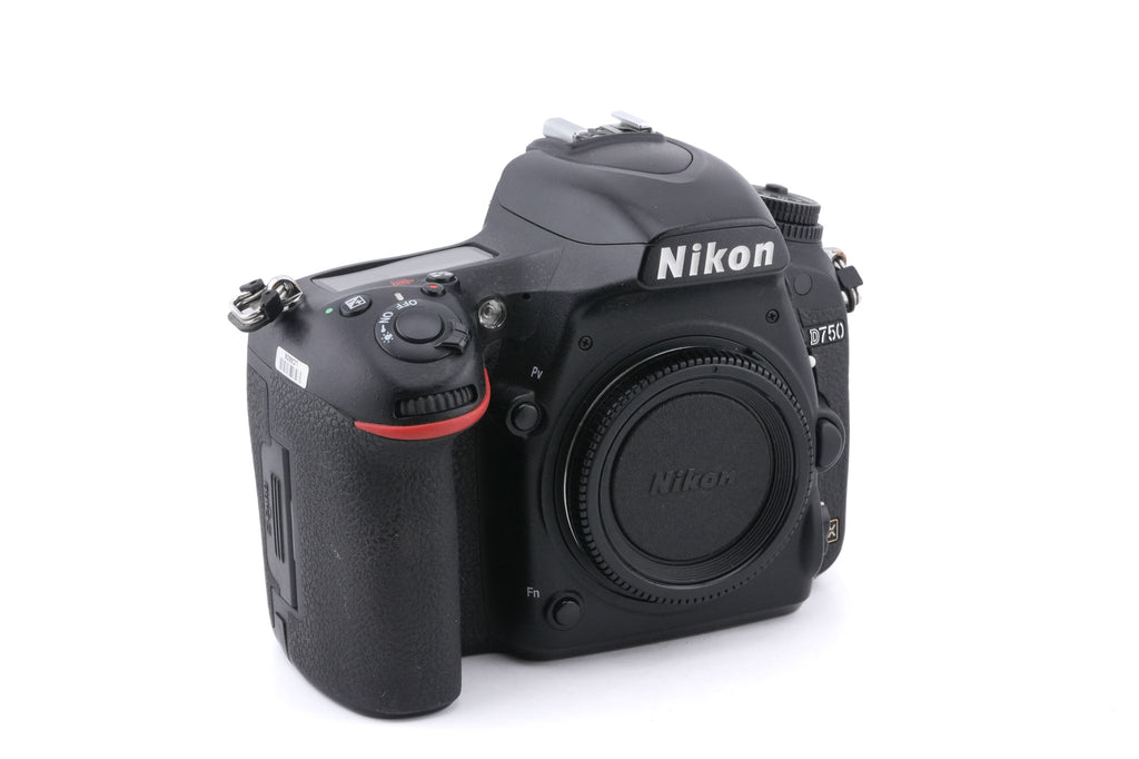 Nikon D750