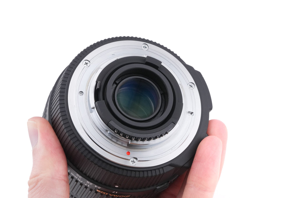 Sigma 17-70mm f2.8-4 DC OS Macro HSM