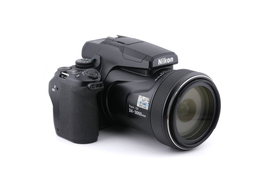Nikon Coolpix P1000