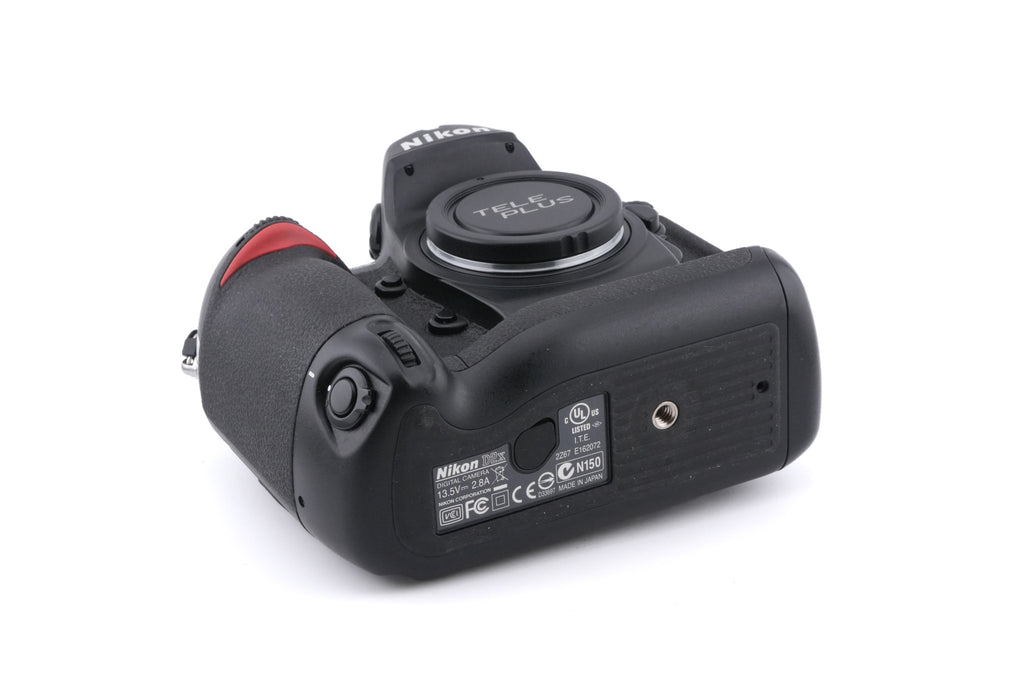 Nikon D2x