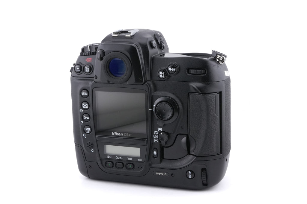 Nikon D2x