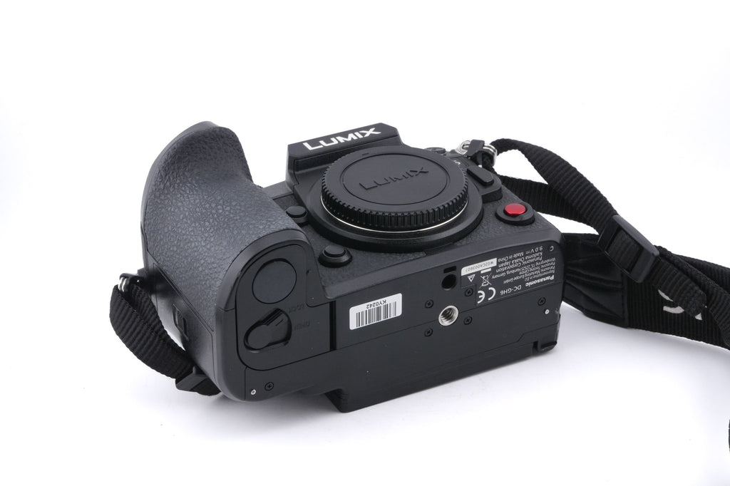 Panasonic Lumix DC-GH6