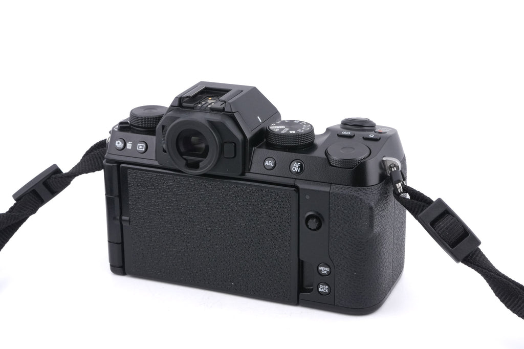 Fujifilm X-S10