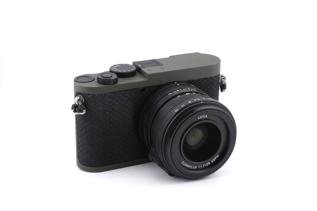 Leica Q2 Monochrom Reporter (19071 / 19072)