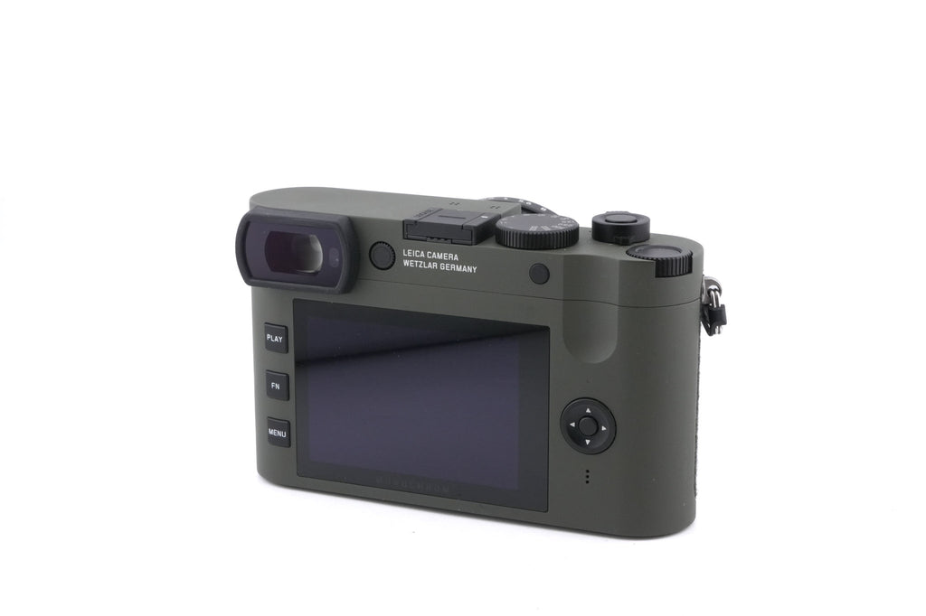 Leica Q2 Monochrom Reporter (19071 / 19072)