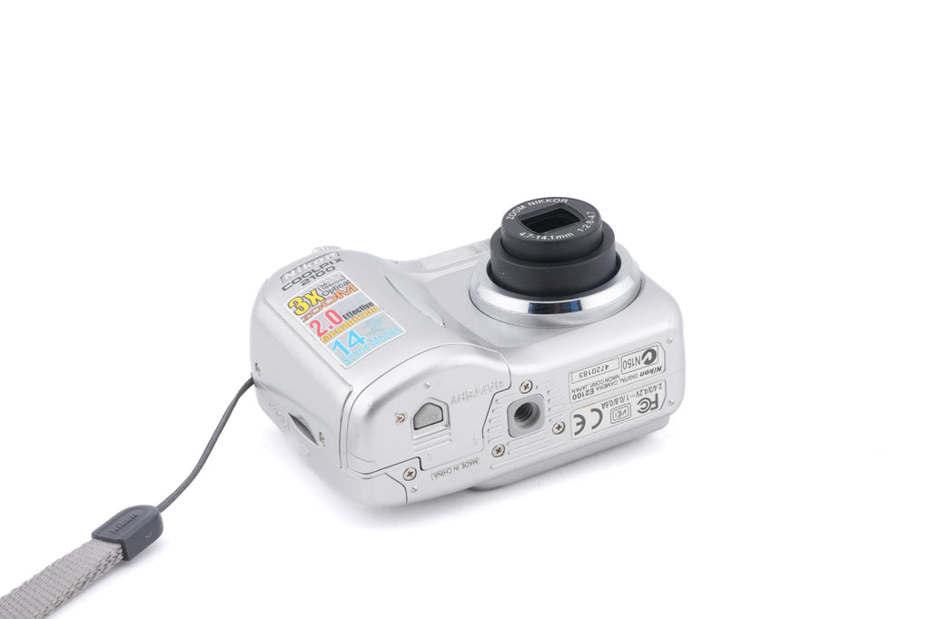 Nikon Coolpix 2100
