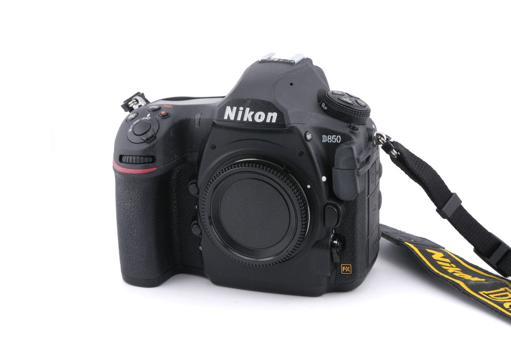 Nikon D850