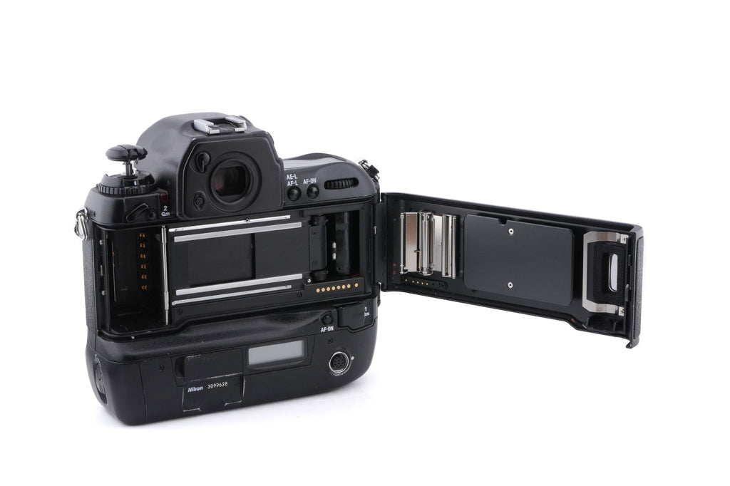 Nikon F5