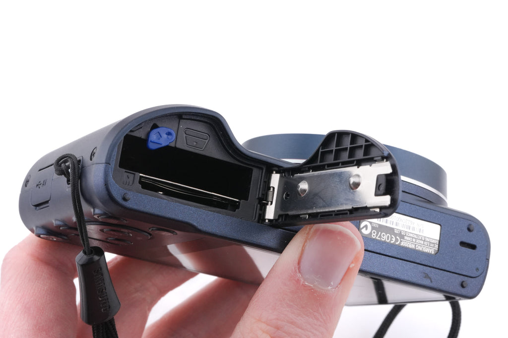 Samsung WB200F