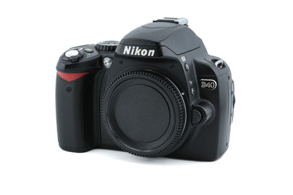 Nikon D40