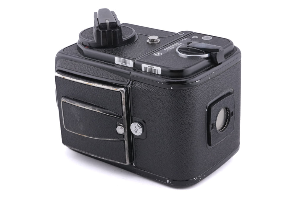 Hasselblad 500C/M (Black, 10170) + A12 Film Magazine (Black, 30147) + Standard Focusing Screen (42161) + Waist Level Finder (Old / Black, 42277)