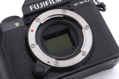 Fujifilm X-S10