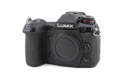 Panasonic Lumix DC-G9