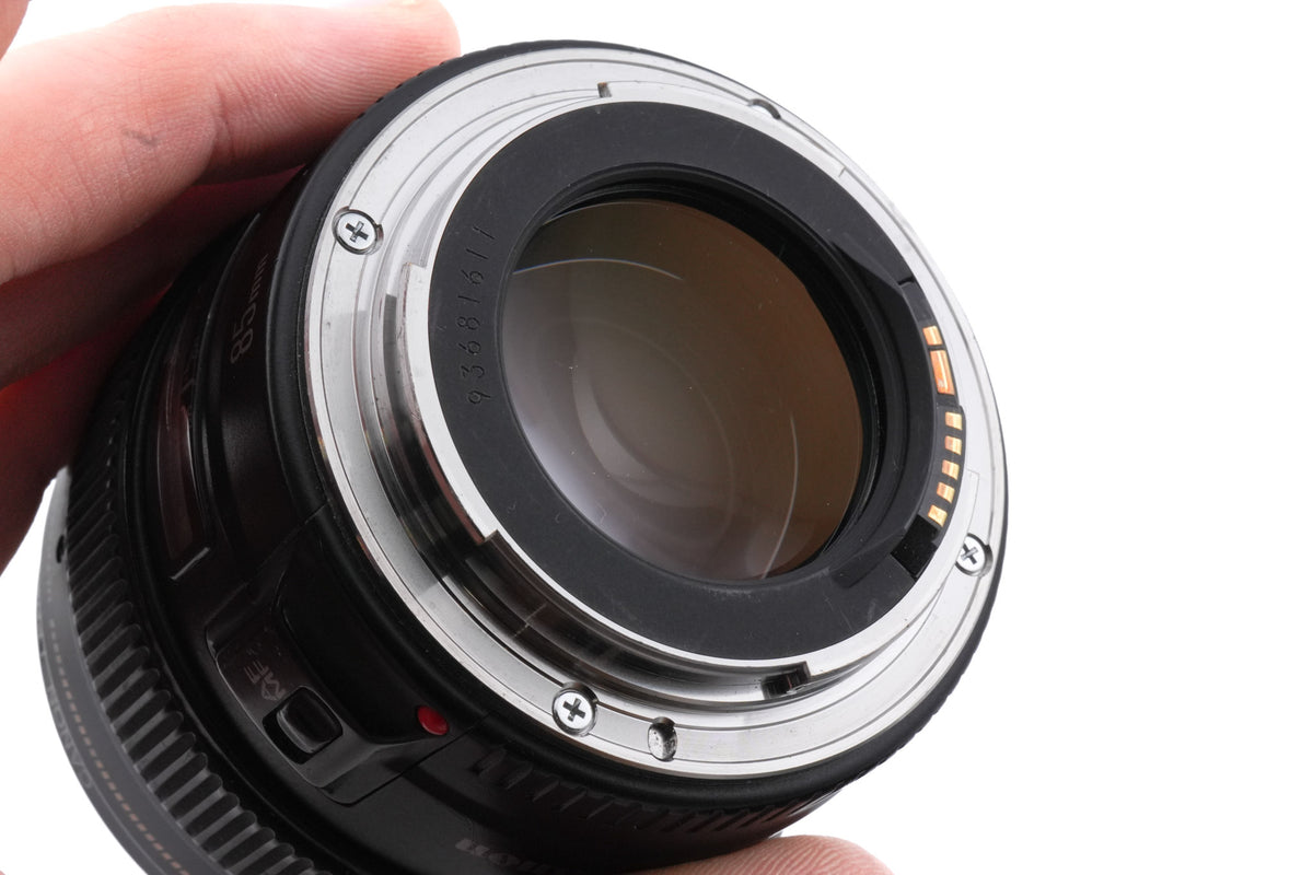 Canon 85mm f1.8 USM