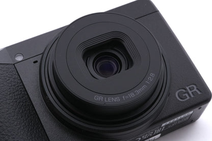 Ricoh GR IV