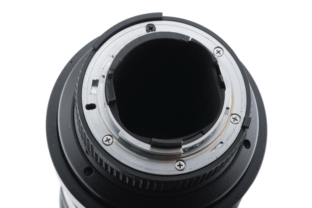 Nikon 300mm f4 AF-S Nikkor D ED