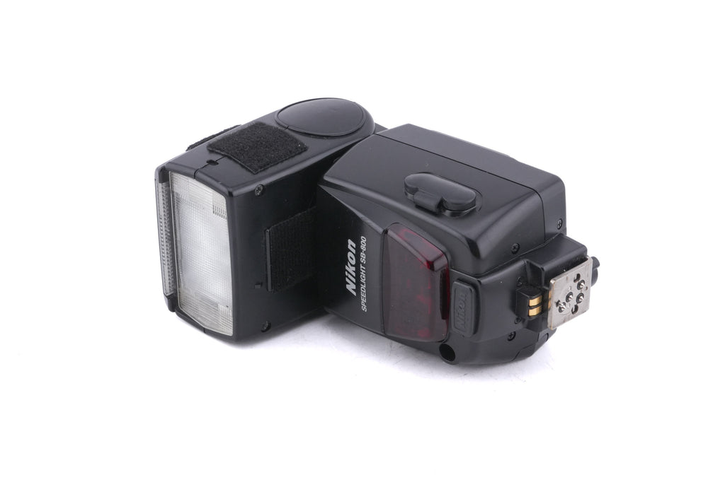 Nikon SB-800 Speedlight + SD-800 Quick Recycling Battery Pack