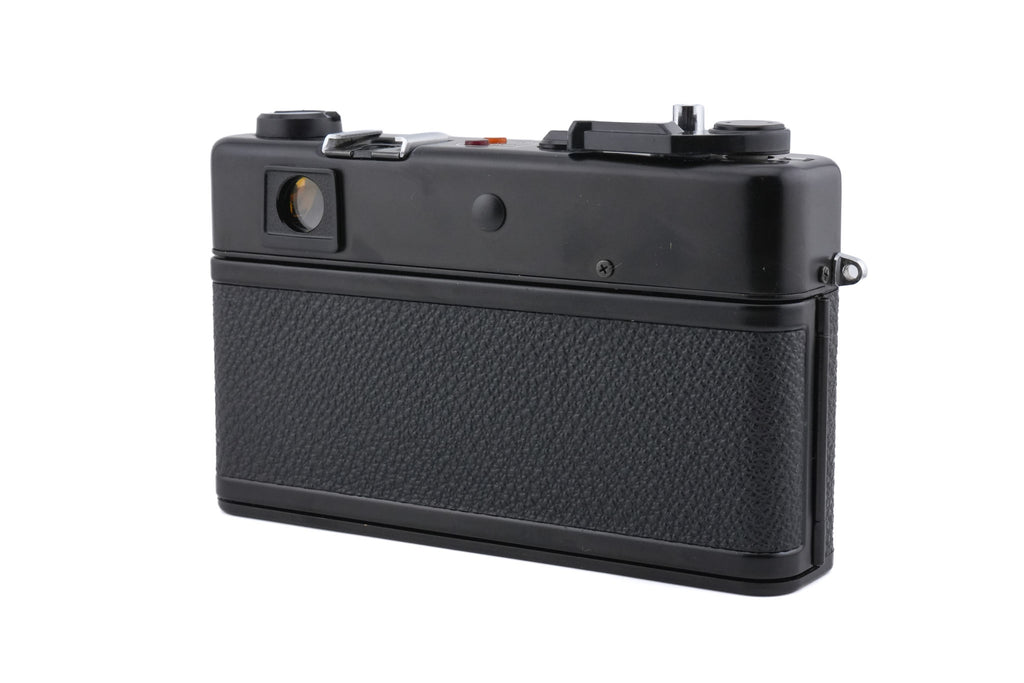 Yashica MG-1