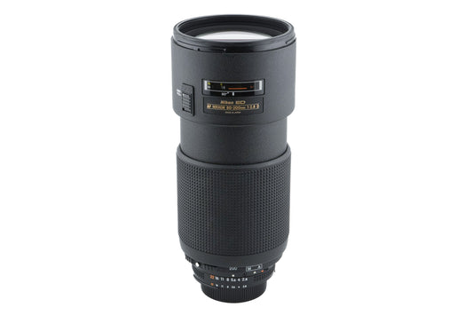 Nikon 80-200mm f2.8 AF Nikkor D ED (First Version)