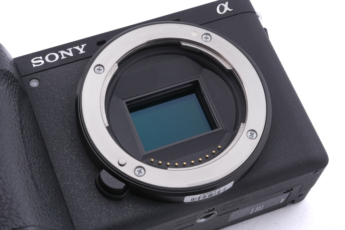 Sony A6700